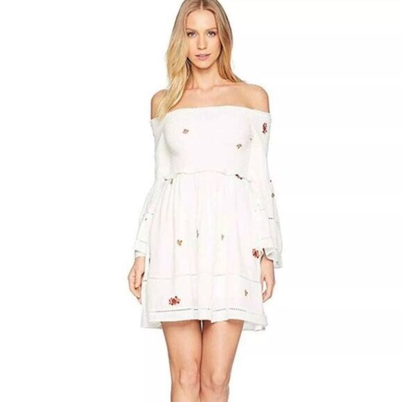 Free People Counting Daisies Boho Embroidered Smocked Dress Cottagecore Size Med - Picture 1 of 15